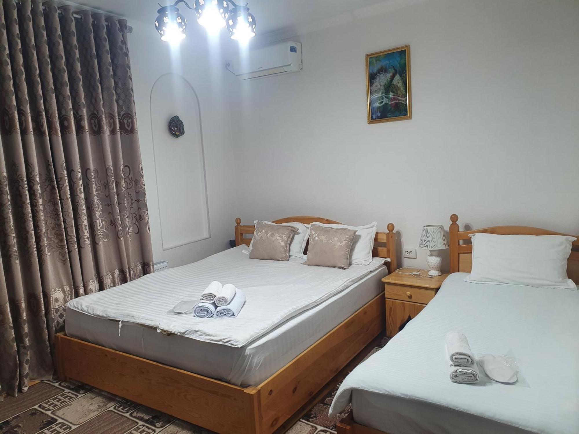 Hotel Ravshan Boutique Бухара Екстериор снимка