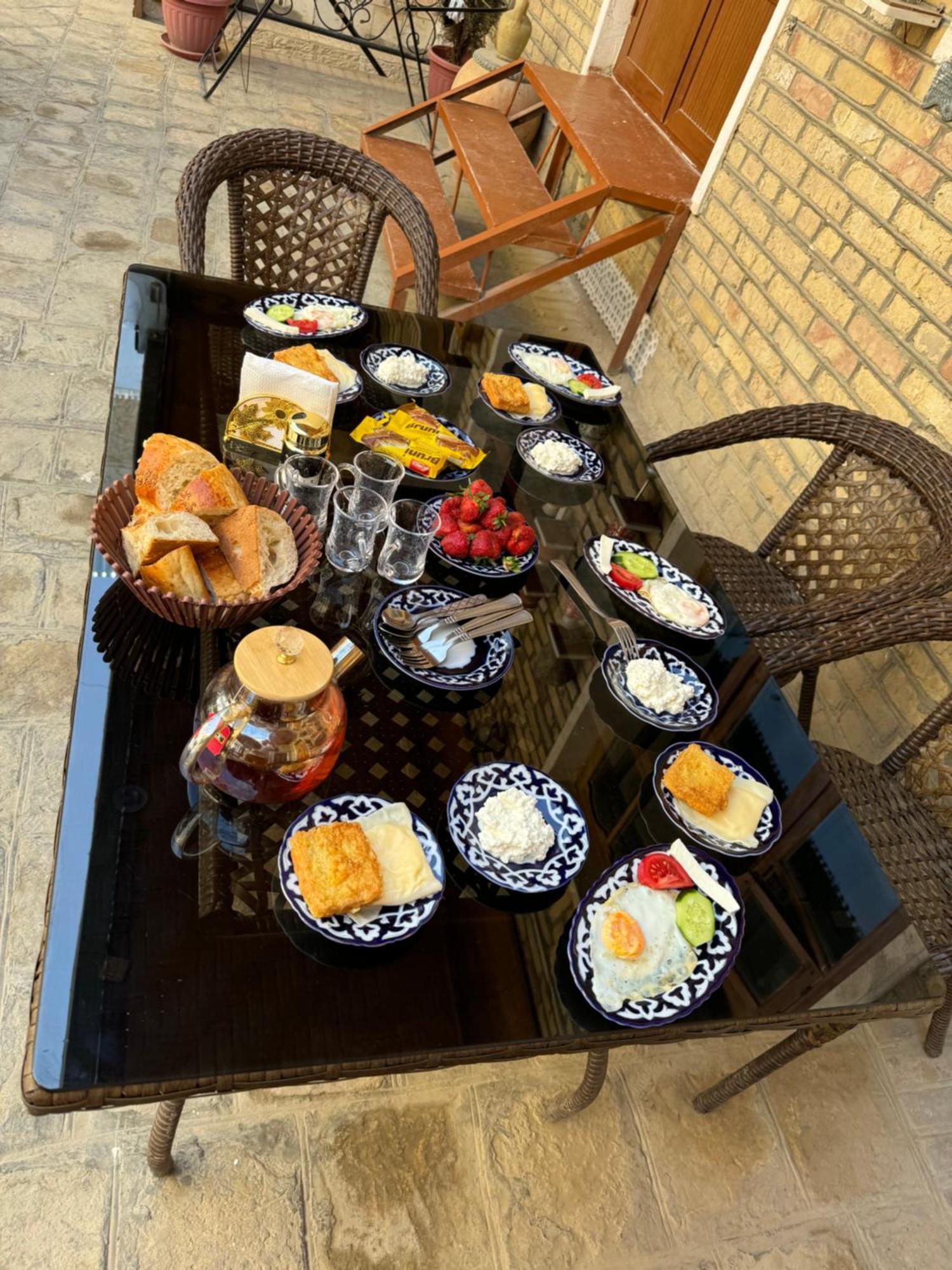 Hotel Ravshan Boutique Бухара Екстериор снимка